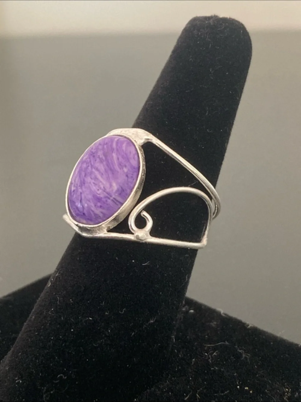 Sterling Silver Purple Stone Swirl Ring - Women Jewelry size 8